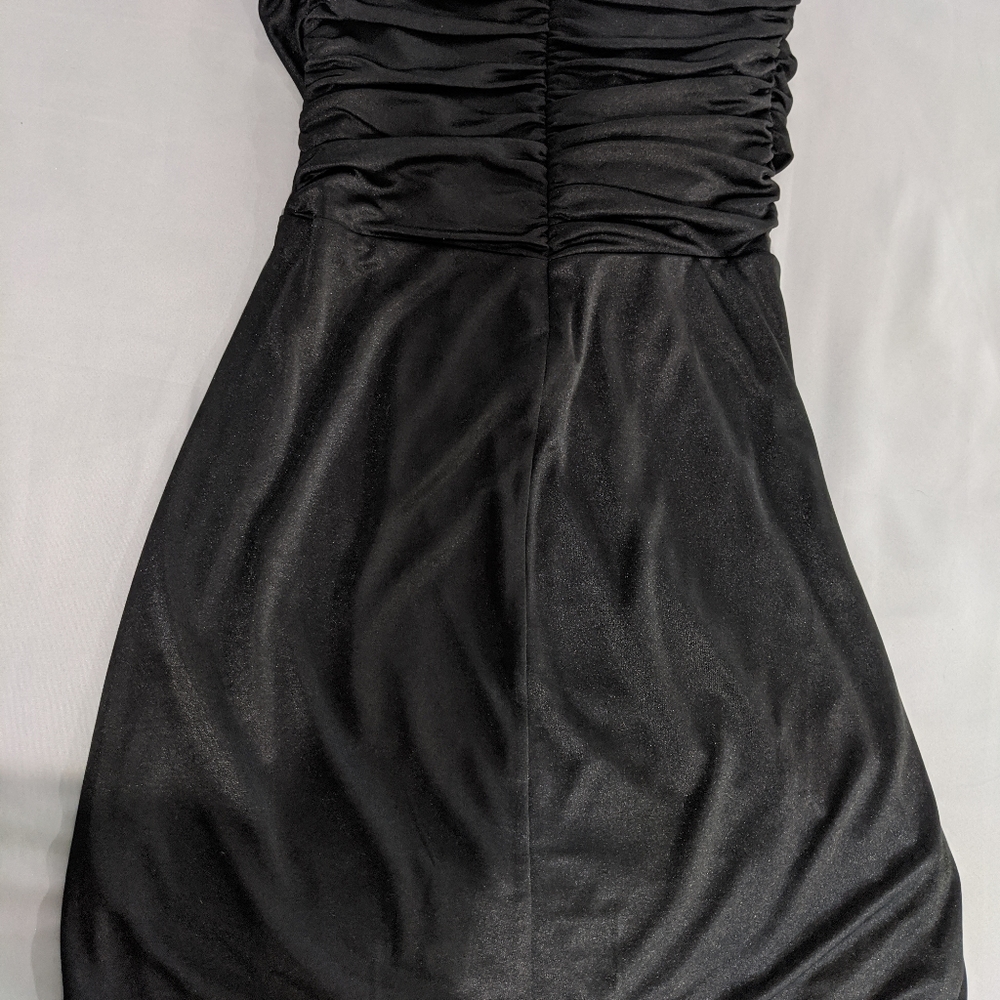 Dress - Picture 3 of 4